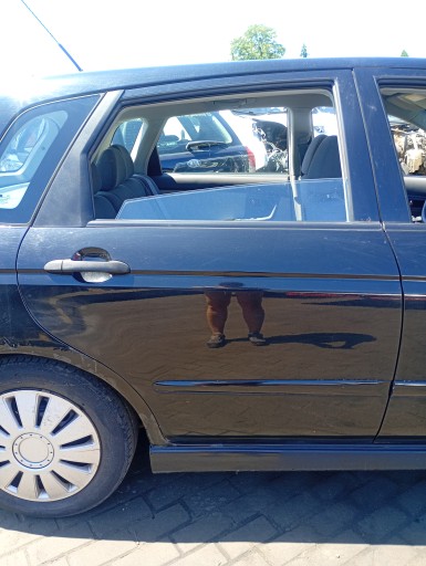 door right rear. rear part Kia CERATO 1 and 04-07 kod lakieru EB
