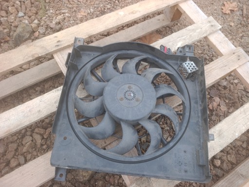 ventilátor chladiče OPEL ASTRA H 24467442 0130303957