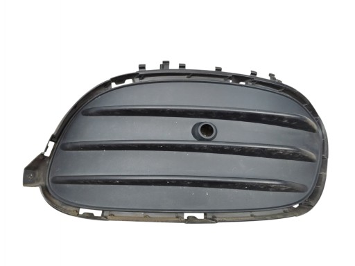 grille grid of a bumper right MERCEDES X156 W156 LIFT (17-19) A1568858800