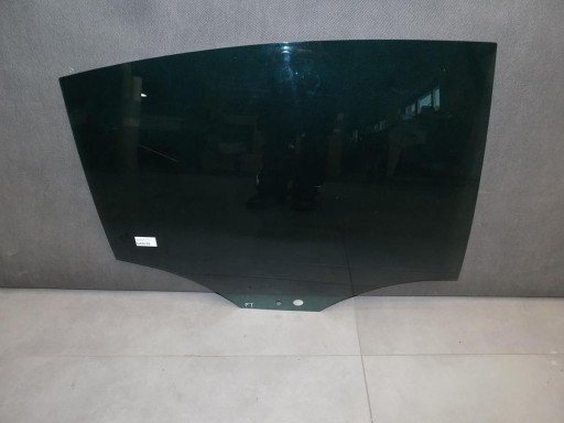 VW PASSAT B7 седан заднее правое стекло 2010