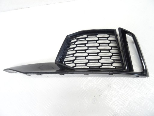 grid of a bumper left front AUDI RS3 8V LIFT 8V5807681AG