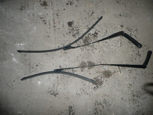 SKODA OCTAVIA IV ВАЖІВ ОДВОРИТНИКА ПРАВИЙ, ЛІВИЙ