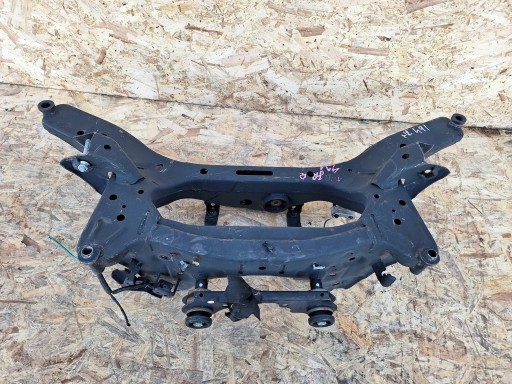 AVN9596 - Задня люлька renault kadjar 4x4