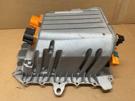 ПРЕОБРАЗОВАТЕЛЬ НАПРЯЖЕНИЯ AUDI VW SKODA SEAT 4KE915250B