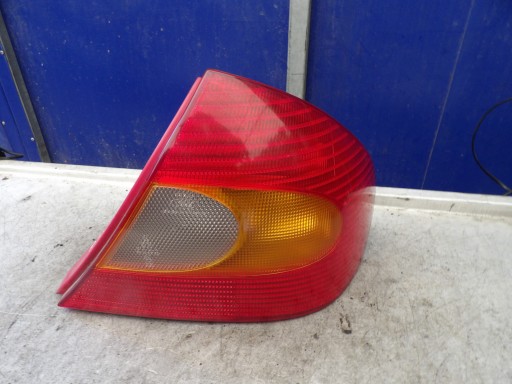 Ford Mondeo MK2 light rear right HB