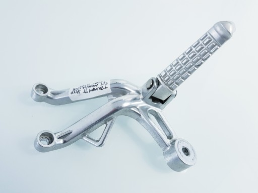 76uu - A585 TRIUMPH tt SPEED FOUR set підставка для ніг