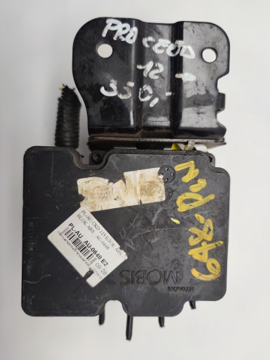 61589-45200 A2589-30500 - Насос ABS контролер KIA CEED II HYUNDAI i30 II