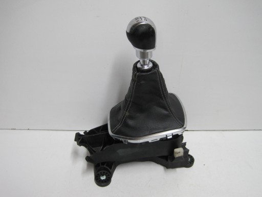mechanismus změny převodů hlavice FORD FIESTA MK8 18R