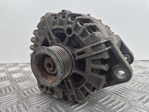 Mercedes E220 CDI W212 alternator A0009062922