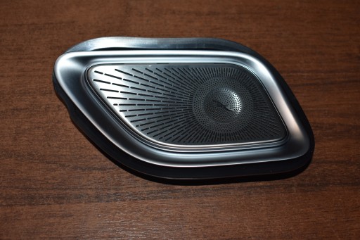 IDEALNY speaker cover right MERCEDES W223 1