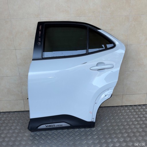 door complete rear. left TOYOTA YARIS CROSS 2023 year