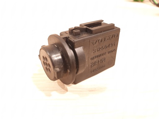 31250491 - Volvo s80 v70 xc70 xc60 датчик якості повітря