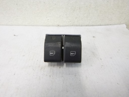 switch button of the window left Seat Ibiza III 07r.