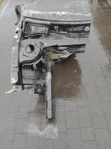 Накладка на пороги передньої чверті права Mercedes GLA 156 колір 191