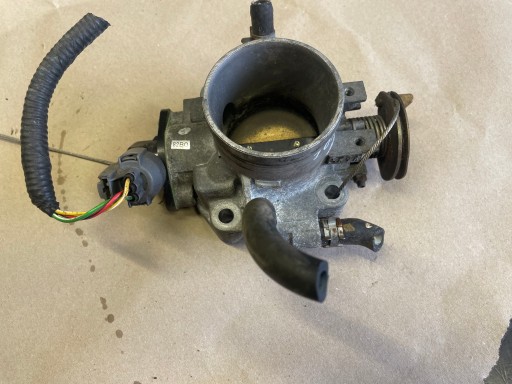 HONDA PRELUDE IV 2.0 ДРОСЕЛЬНА ЗАСЛІНКА