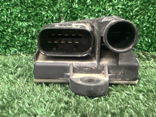 relay plugs ZAROWYCH MERCEDES-BENZ C KLASA W205 2017 A6519003103