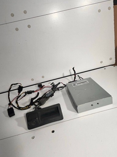 8T0907441C - Audi a4 s4 b8 8k 8t0 907 441 c камера заднего вида, комплект контроллера камеры