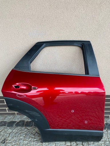 Mazda cx30 задні задні двері праворуч