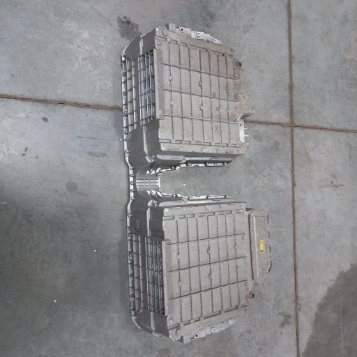 8835969, 9494039, - КОРПУС КРЫШКА БАТАРЕИ BMW 3 G11 G12 G30 G20 HYBRID 19-22