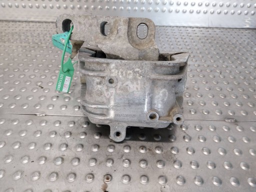holder engine mount 1K0199262BB VW CADDY III YETI GOLF V A3 8P 2.0 TDI
