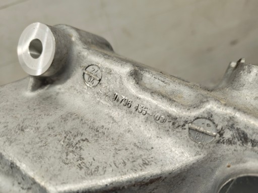 BMW iX1 X1 U11 holder engine mount 9796435