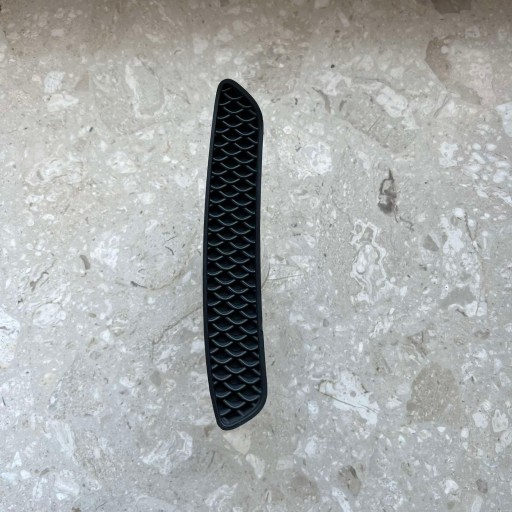 MERCEDES GLA W156 AMG grid of a bumper right rear part A1568850253