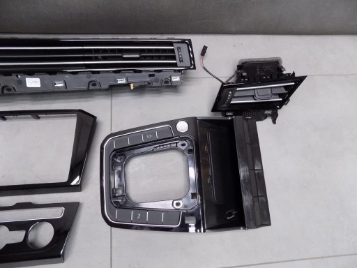 VW PASSAT B8 DEKORY of the dashboard 3G1858416