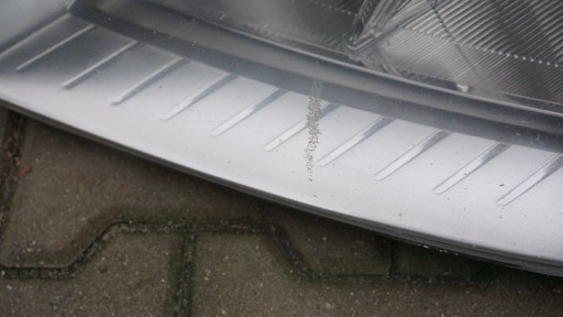 VOLVO S80 V70 XC70 - left light front