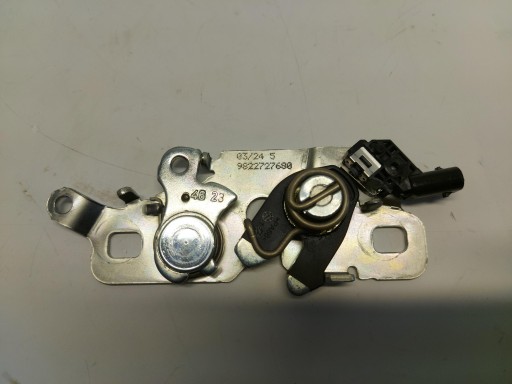 Opel Mokka-E II B bonnet latch lock 9822727680