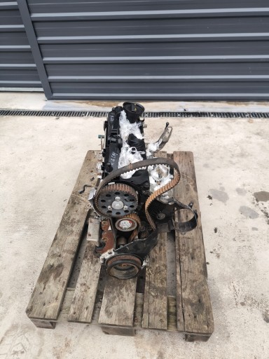 Motore senza accessori AUDI VW SEAT SKODA 1.6 TDI CAY Originale !!!