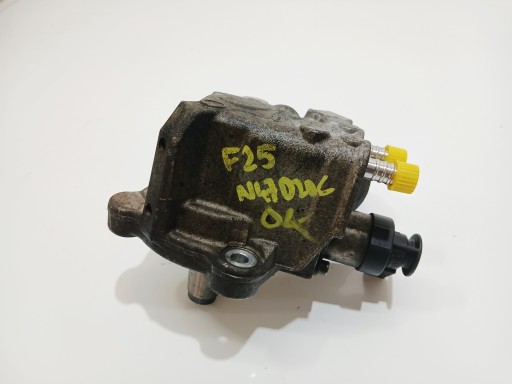 injection pump BMW X3 F25 N47D20C 7810696