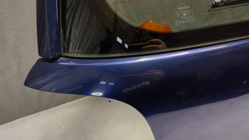 trunk door boot Toyota Yaris and 1 k: 8K8