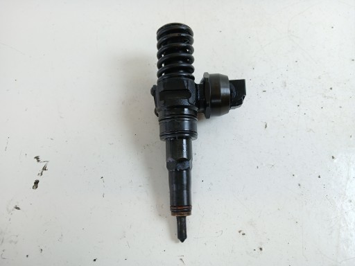 VW PASSAT B5 LIFT 2.0 TDI nozzle 038130073BC
