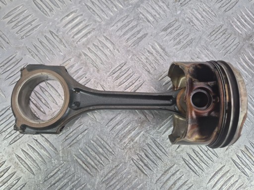 piston with connecting rod Mercedes A200 W176 DFA2700317 270.910