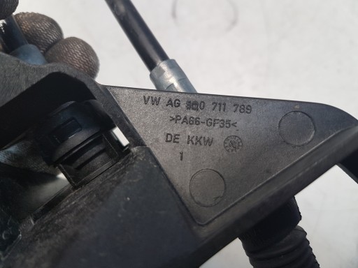SKODA SCALA Câble Mécanisme levier vitesse Engrenage 2Q0711265H