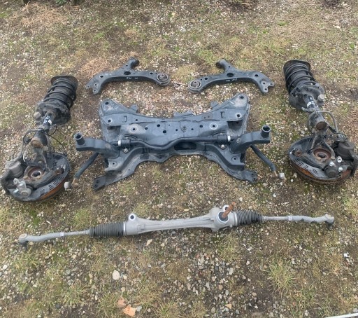 9764999 - Коляска салазки скамейка балка траверс toyota corolla e21 19-25 лет