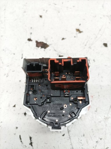 PANEL BOCCHETTE PKRETLO PREDKOSCI 55902 75K857 Toyota Yaris IV (2020- )