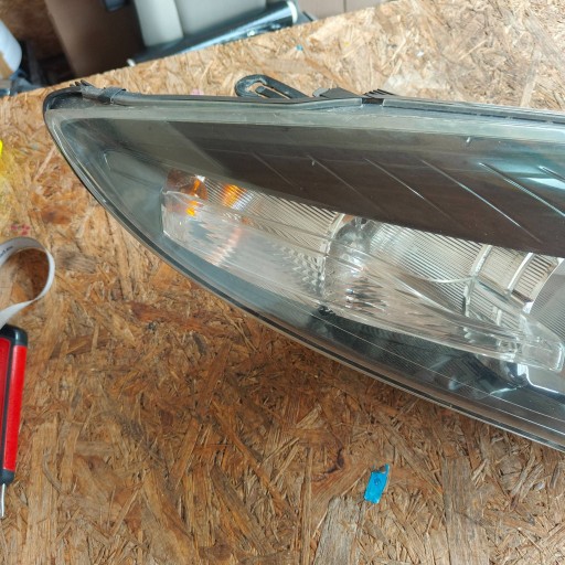 Renault Megane III light right ciemna 260103187R