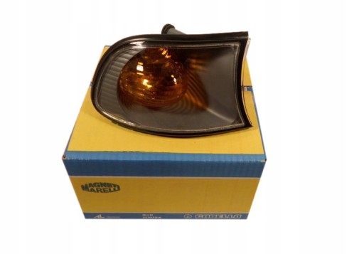 710311330002 - Правый указатель поворота BMW E46 COMPACT 2001-2005