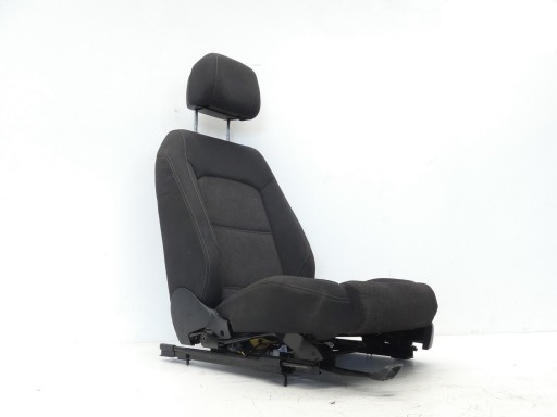 seat left front driver´s VW PASSAT B8 sedan / KOMBI MATERIALOWY