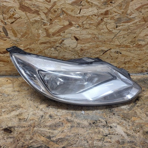 FORD FOCUS MK3 11-15R KOMBI HB light right right front