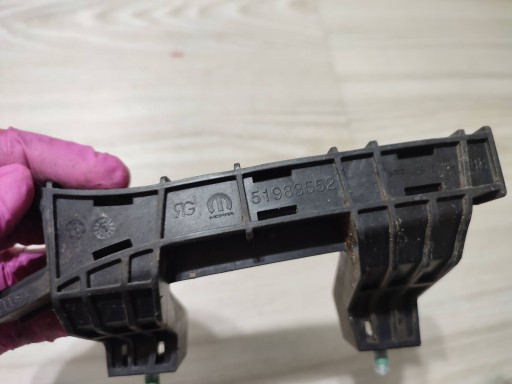 Fiat Tipo 2018 rear part side left moulding windows door tylnych
