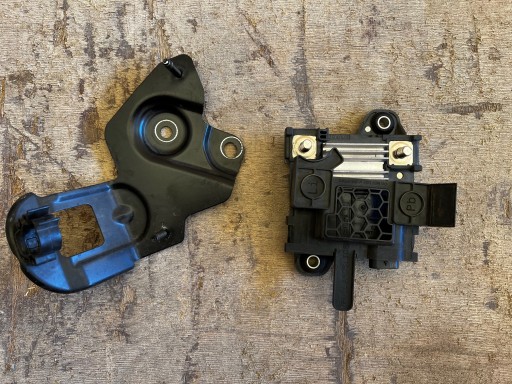 Fiat 500 2020-24 1.0 70 км гибридный аккумуляторный модуль компьютер 521815960