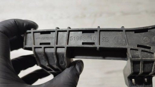 Fiat Tipo II HB 19r. 1.4 rear part side right prowadnica windows