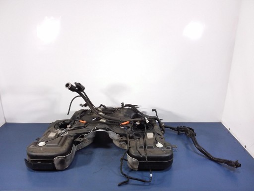 GRAND CHEROKEE WK2 3.0 CRD ПАЛИВНИЙ БАК НАСОС