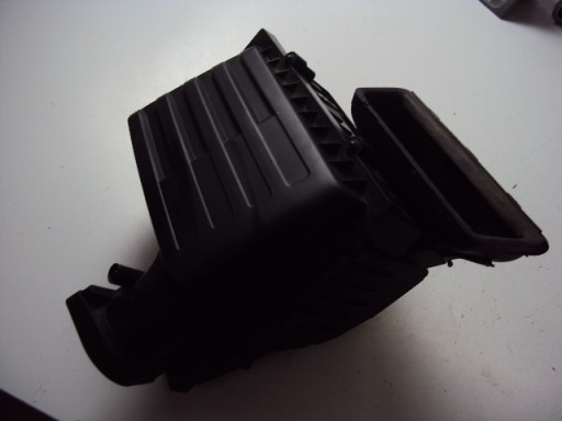 5Q0129601AA - КОРПУС ВОЗДУШНОГО ФИЛЬТРА VW GOLF VII 1.6 TDI 2012-