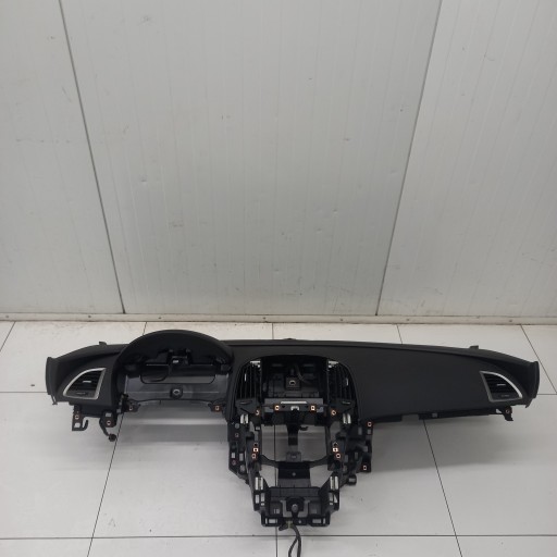 dashboard instrument panel OPEL ASTRA J 13301067