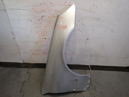 fender front front right MERCEDES C-KLASA W203 2000-2007
