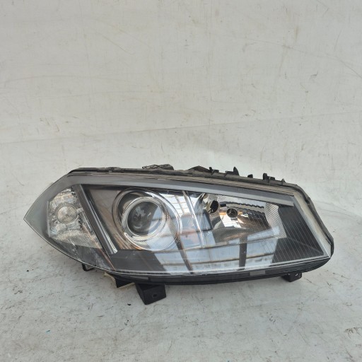 RENAULT MEGANE II 02- light right front front XENON 820007322