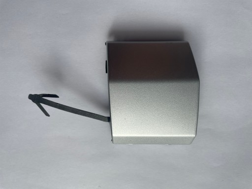 575807441A U34 - SEAT ATECA 16-20 ЗАДНЯ КРИШКА ГАКА СРІБЛЯСТИЙ 575 OE